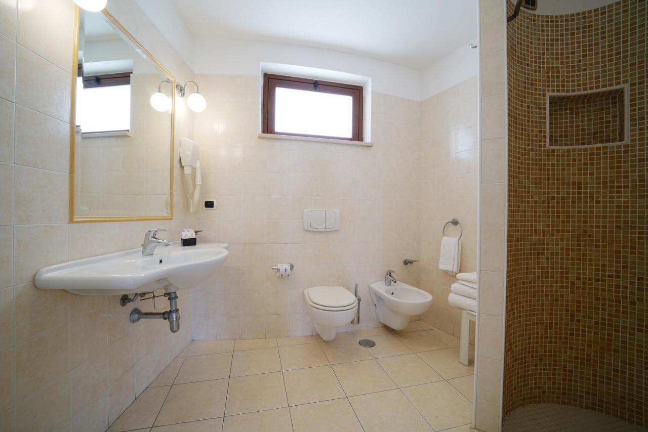 Hotel Scoglio Del Leone Zambrone