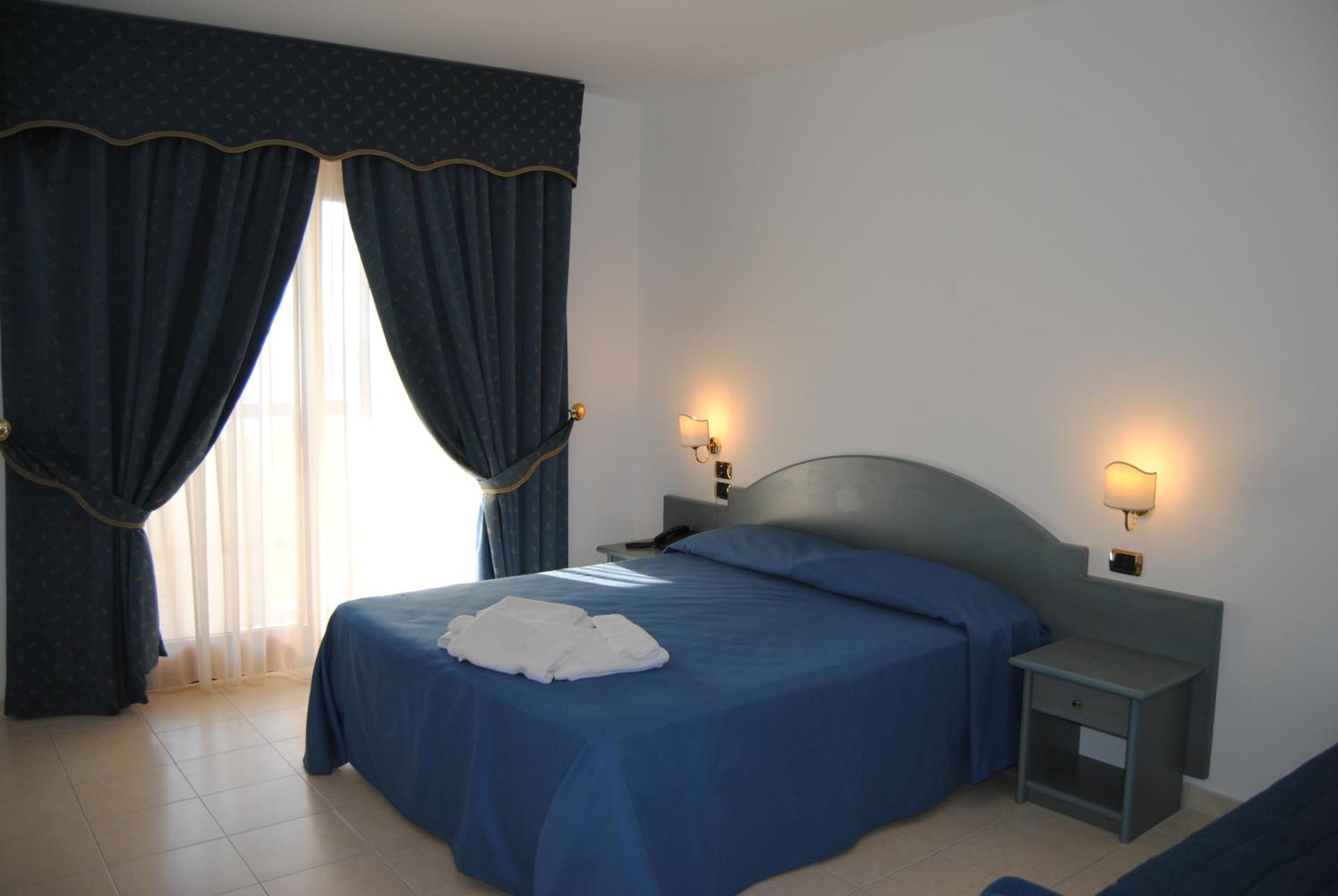 Hotel Scoglio Del Leone Zambrone