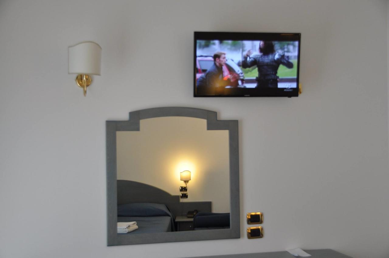 Hotel Scoglio Del Leone Zambrone